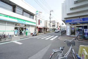 馬込沢駅前(東口)